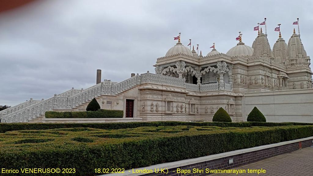 5 - London (U.K.) Baps Shri Swaminarayan temple